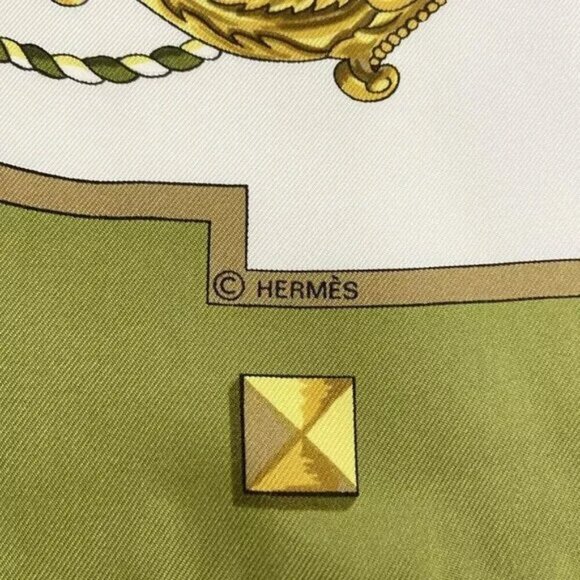 100% Authentic HERMES Carre 90 Cream Khaki Multi Scarf 225-12124 - Picture 2 of 4